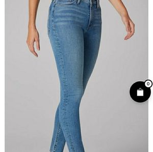 **HP**Nwt Hudson Nico Mid Rise Super Skinny jeans, 25